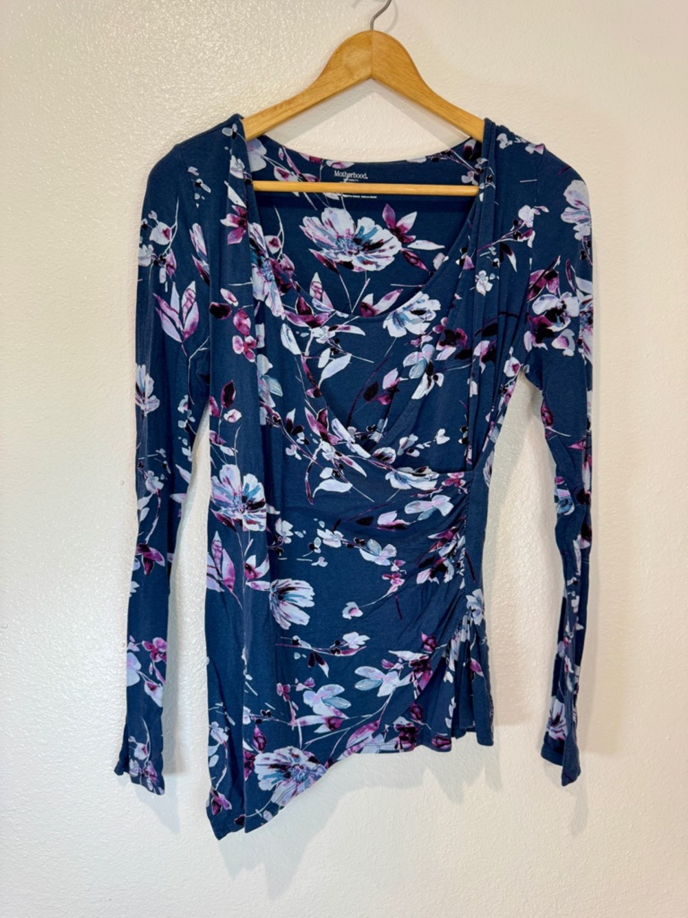 Motherhood Maternity Long Sleeve Asymmetrical Hem Blue Floral Wrap Nursing Top S